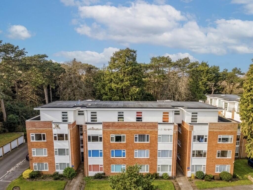 Main image of property: The Avenue, Poole