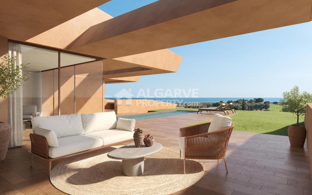 Main image of property: Algarve, Odiáxere