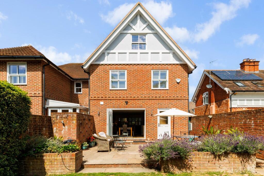 Main image of property: Cromwell Gardens, Marlow, Buckinghamshire, SL7