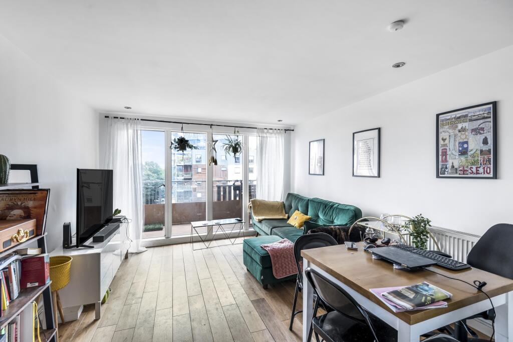 Apartment in London, Royal Borough of Greenwich - View 2