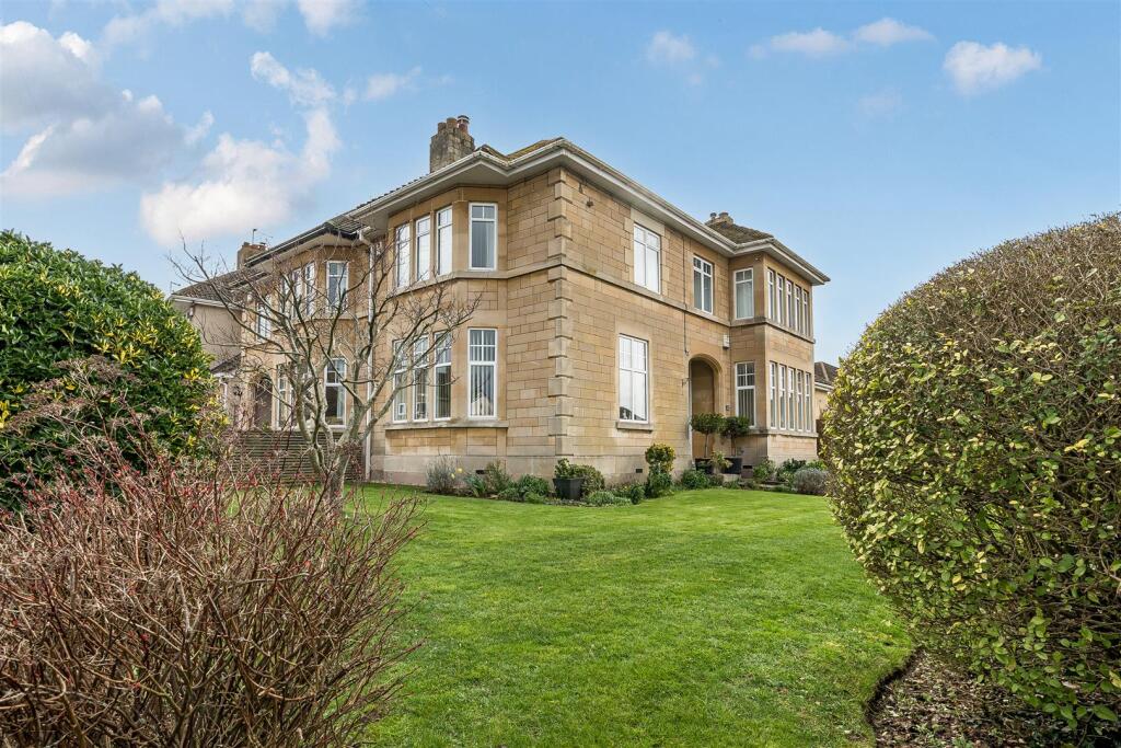 Main image of property: Manor Road, Keynsham, Bristol