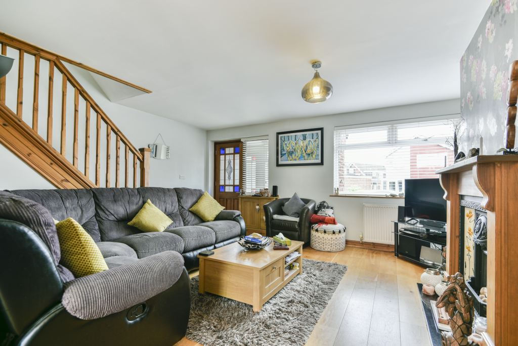 4, Cheviot Avenue, Cheadle Hulme photo 4