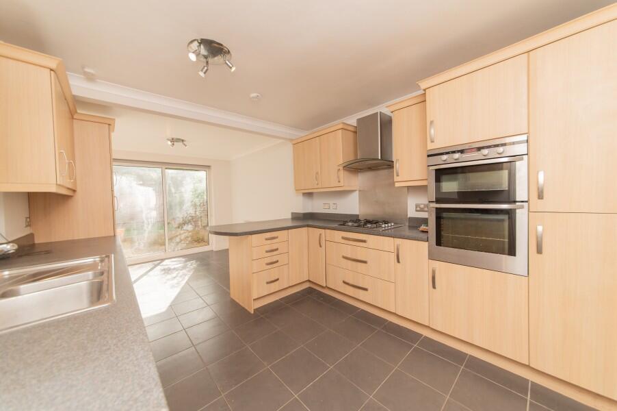 House in London, North Finchley - More
