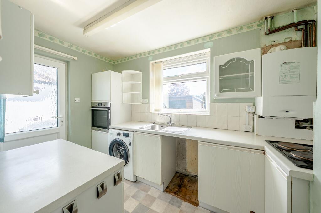 Forest Way, Harrogate, HG2 - View 2