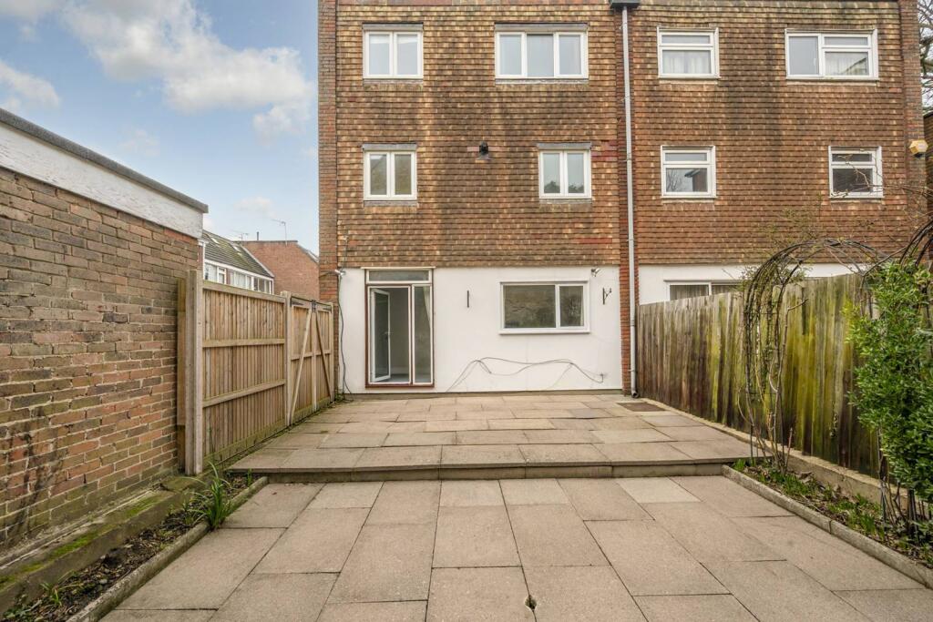 Lansdowne Close, Wimbledon Village, London, SW20 photo 4