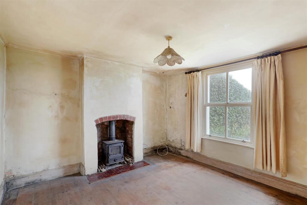Pinfarthings Amberley, Stroud photo 4