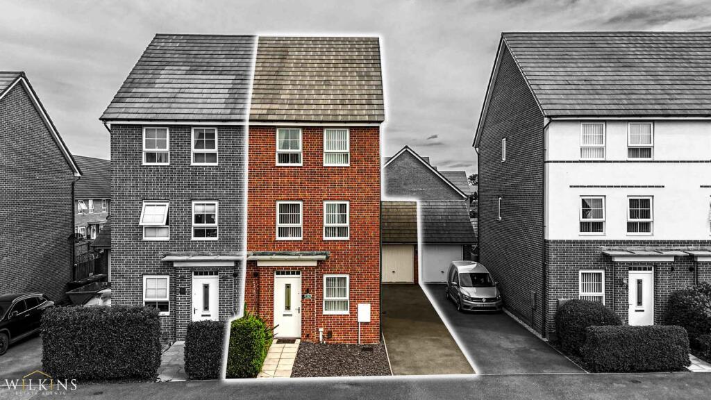 Main image of property: Topiary Road, Nuneaton, Warwickshire, CV10
