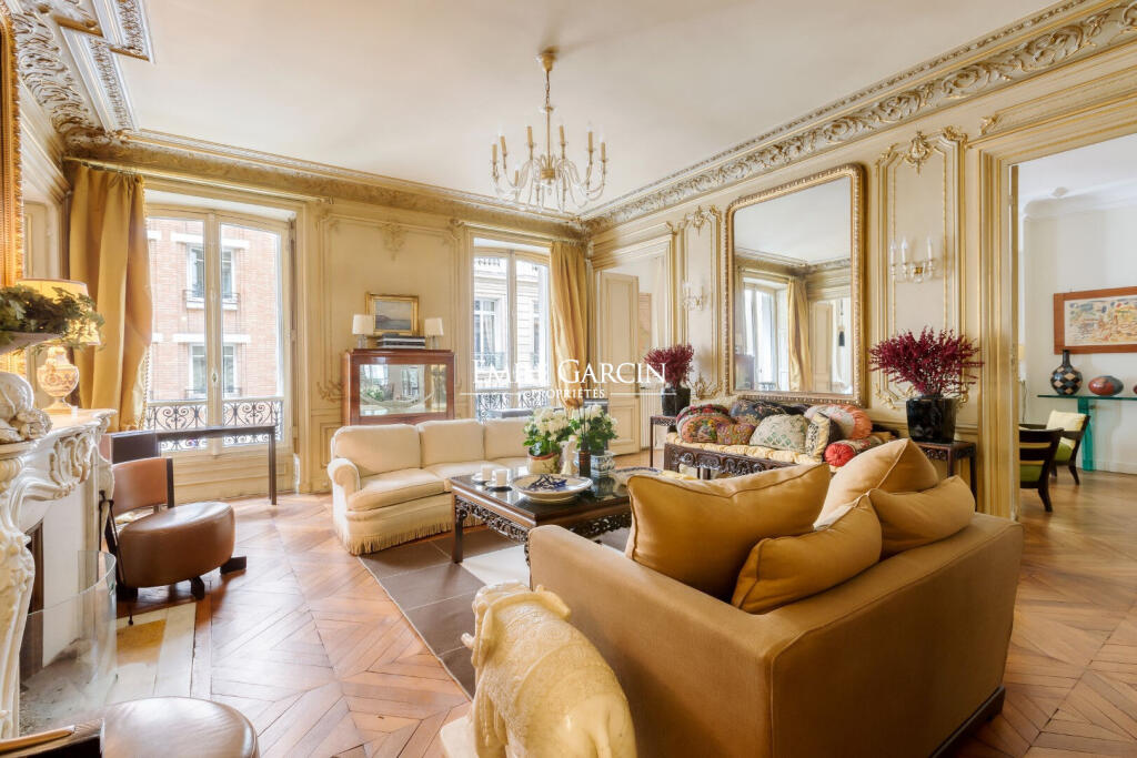 Main image of property: Paris-Isle of France, Paris, Paris 08
