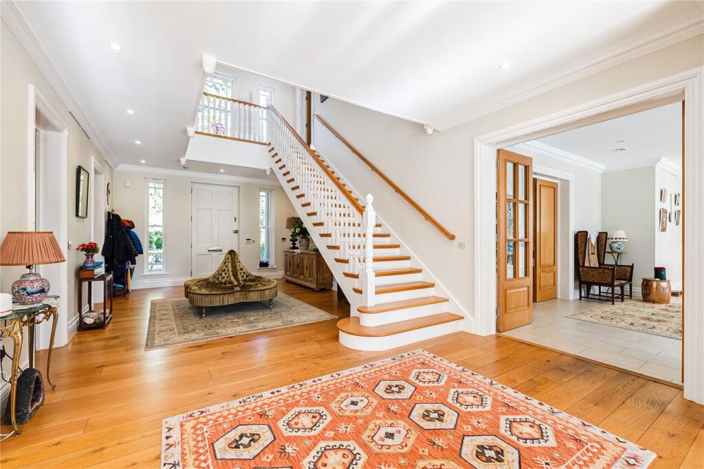 House in Kingston upon Thames - View 4
