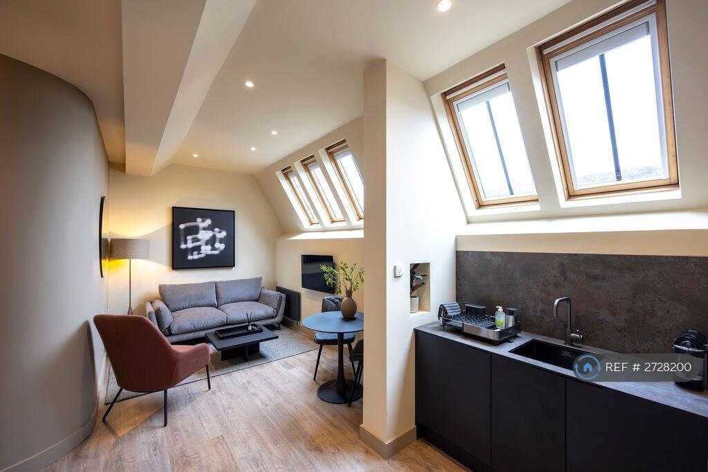 Main image of property: The Headrow, Leeds, LS1