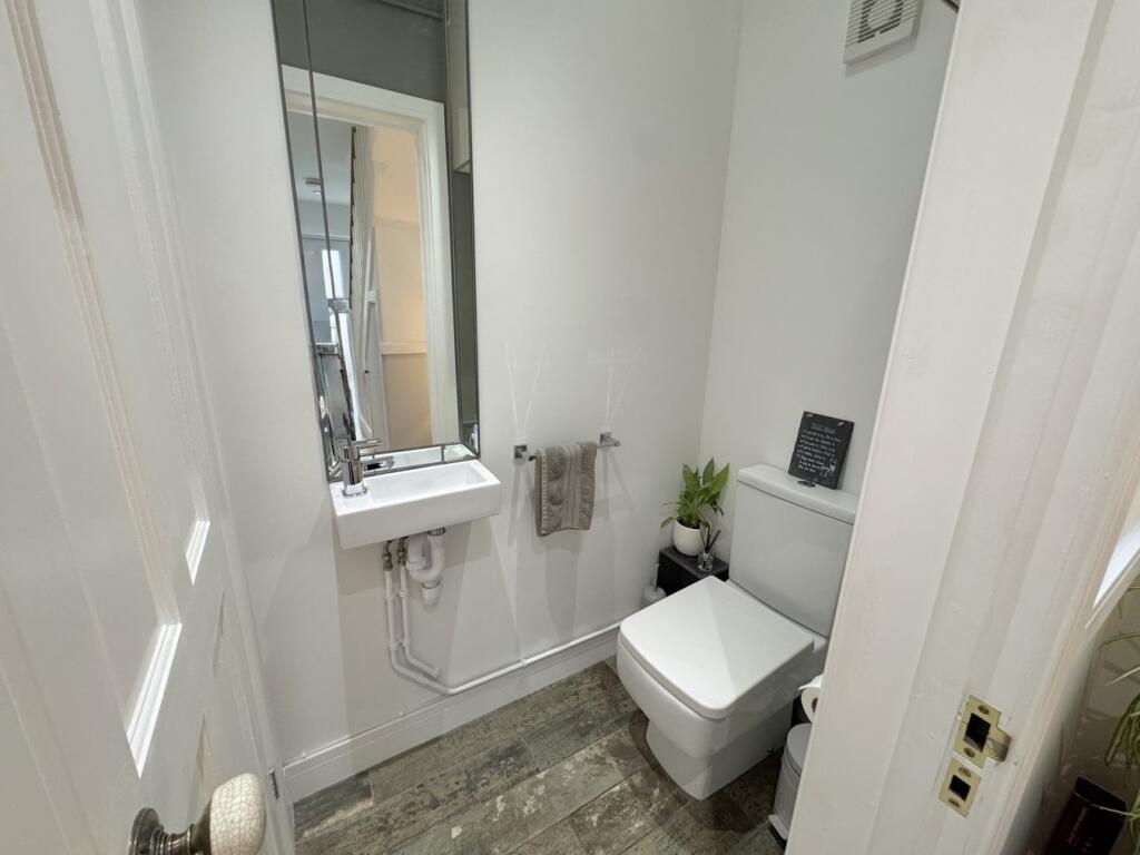 Additional image 8 of Davis Road, Parkstone , Poole, BH12