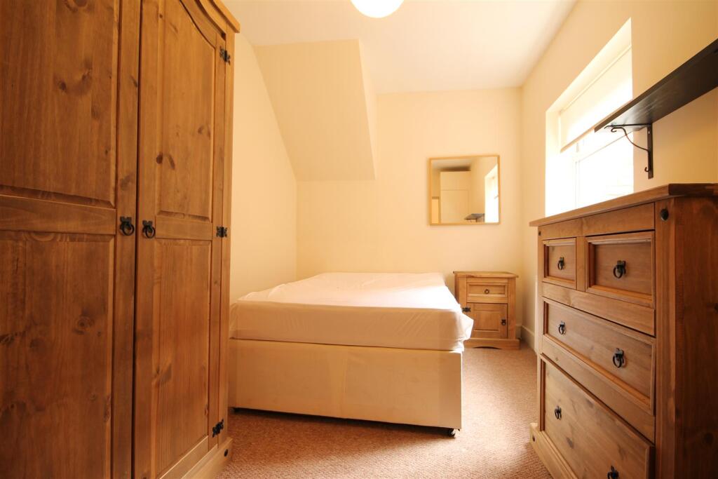 Apartment in Newcastle upon Tyne - More