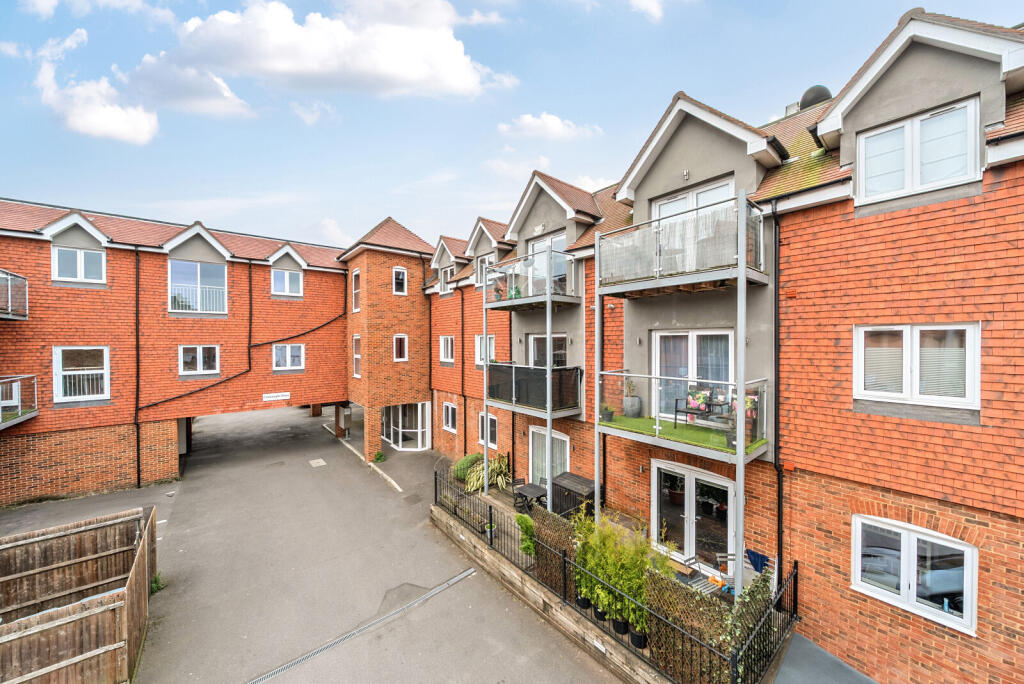 Main image of property: 126 Connaught Road, Brookwood, Woking, GU24