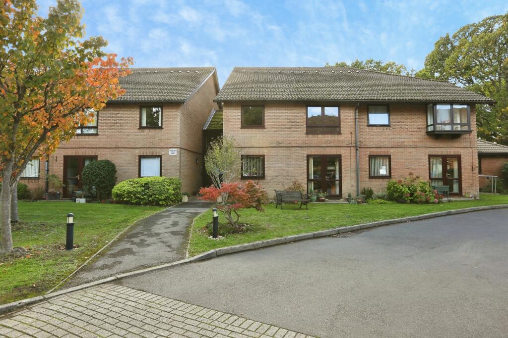 Main image of property: Old Common Gardens, Locks Heath, Southampton, Hampshire, SO31