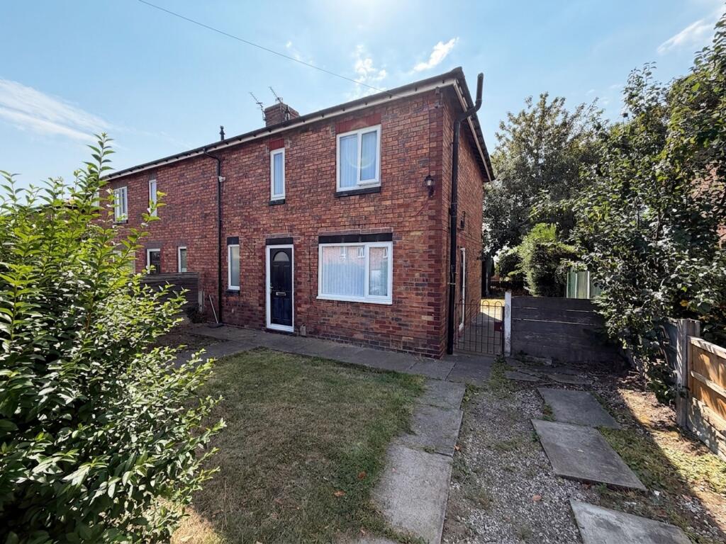 Main image of property: Lynton Road, Tyldesley, M29