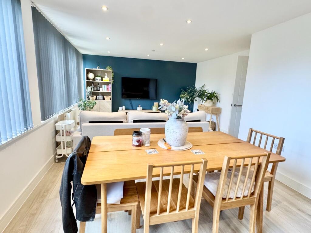 Apartment in Bristol - More