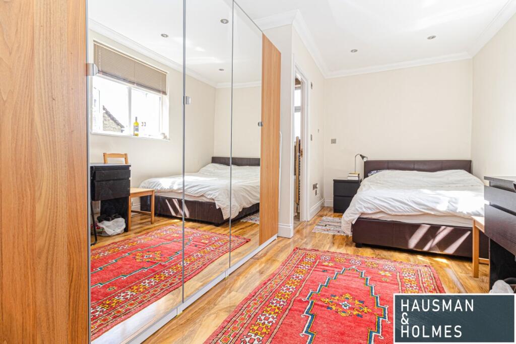 Apartment in London - More