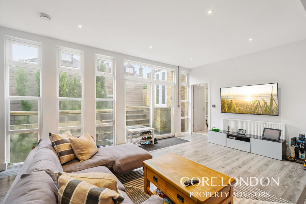 Main image of property: Ealing Common, Ealing, W5