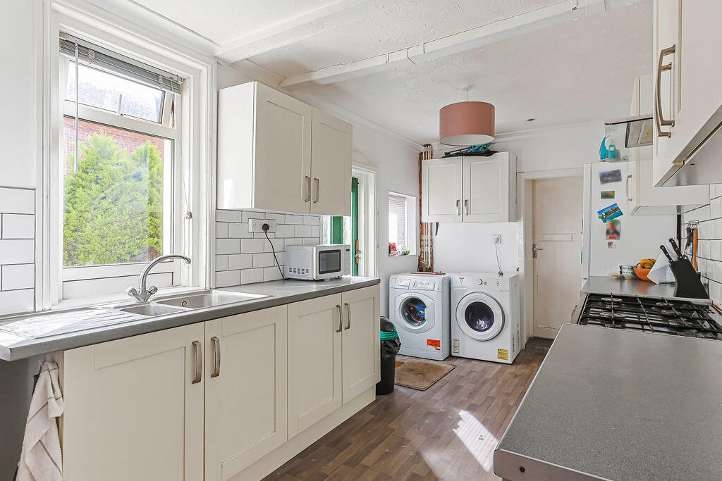 House in Bournemouth, Boscombe - More