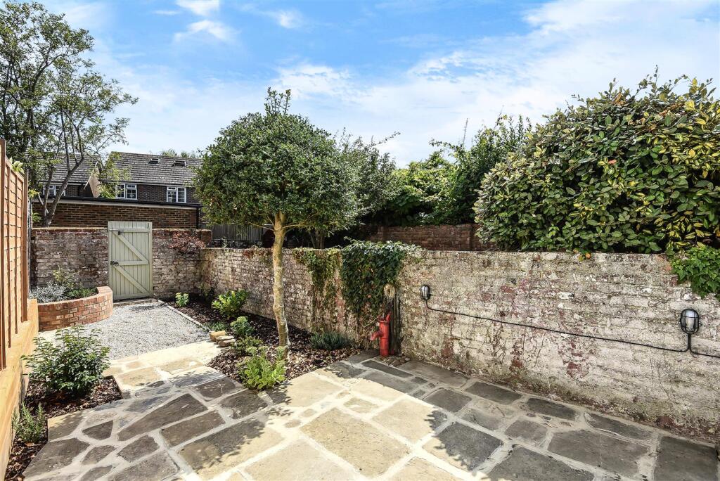 Property photo 8