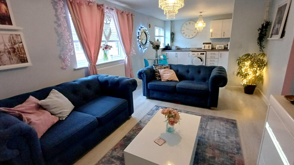 Peakforest Road, Stockport, SK6 7RN photo 2