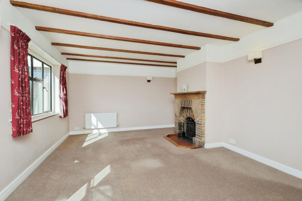 House in Uckfield, Hadlow Down - More