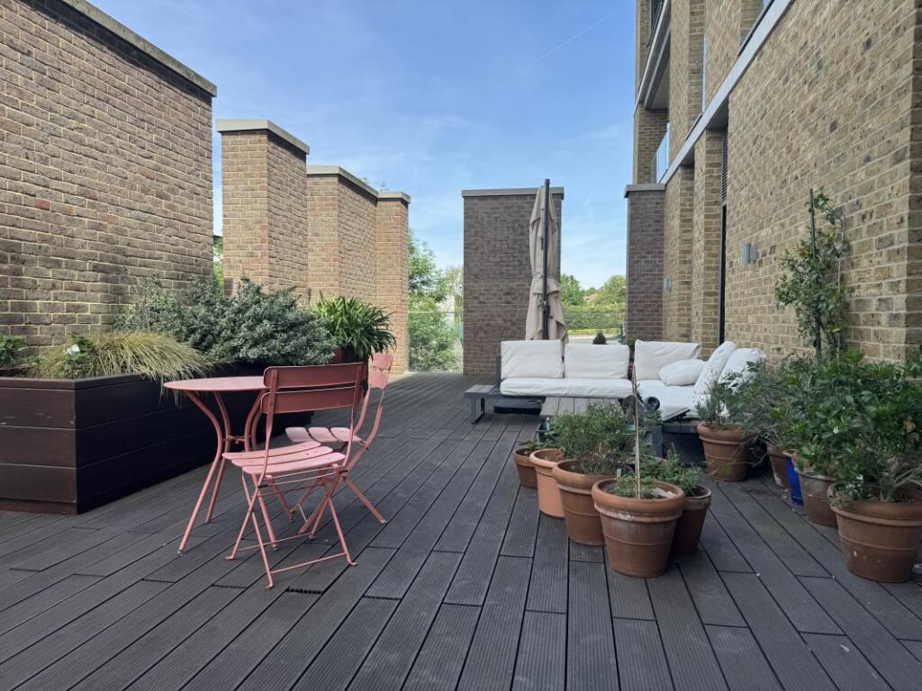 Main image of property: Maison House, Acton Walk, London, N20