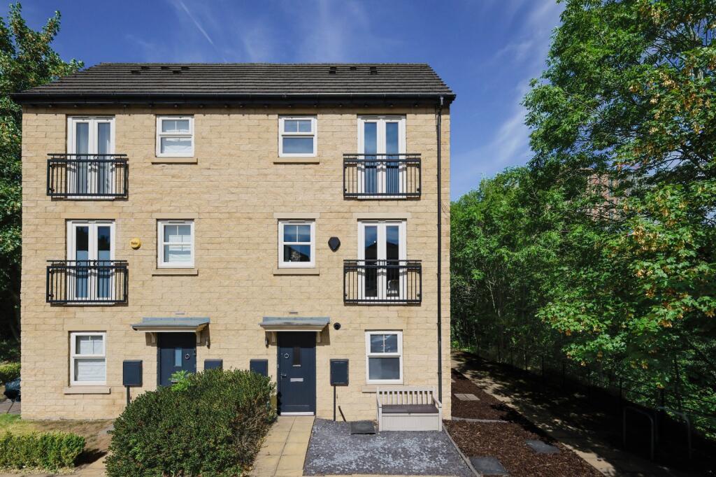 Main image of property: Holts Crest Way, Leeds, West Yorkshire, LS12