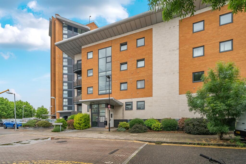 Main image of property: Fishguard Way, E16