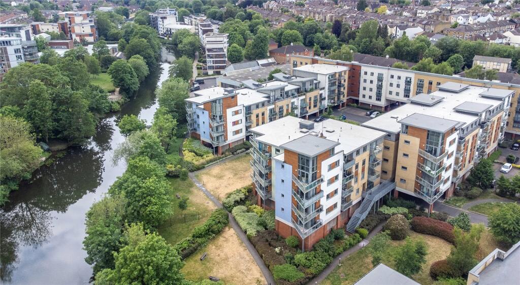 Main image of property: Hart Street, Maidstone, Kent, ME16