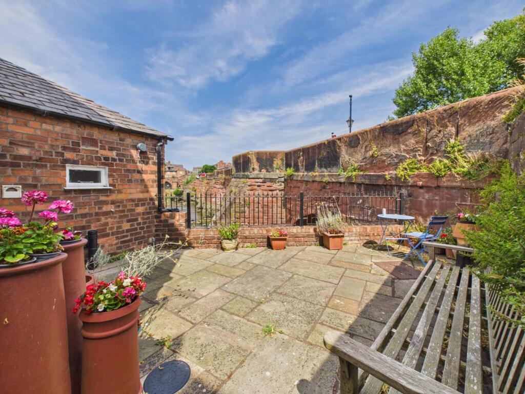 House in Chester, City of Chester - View 3