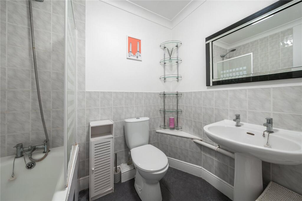 Apartment in London, Streatham - View 5