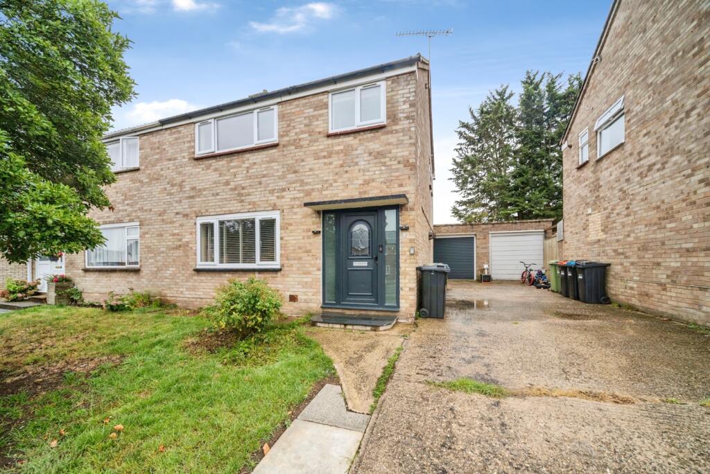 Main image of property: Forfar Drive, Bletchley, Milton Keynes, Buckinghamshire, MK3