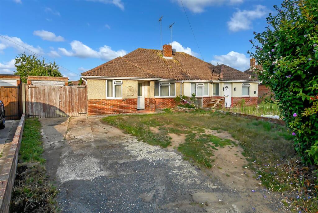 Hearnfield Road, Wick, Littlehampton