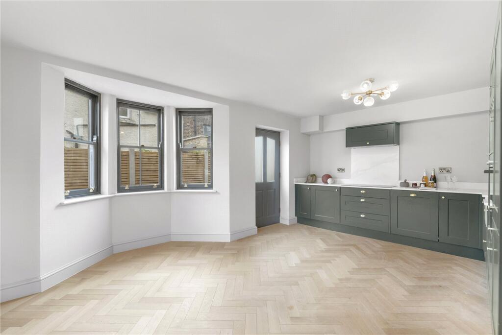 Eden Road, Walthamstow, London, E17 - View 5
