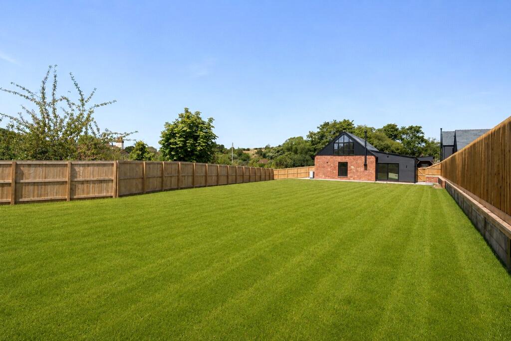 House in Taunton - View 3