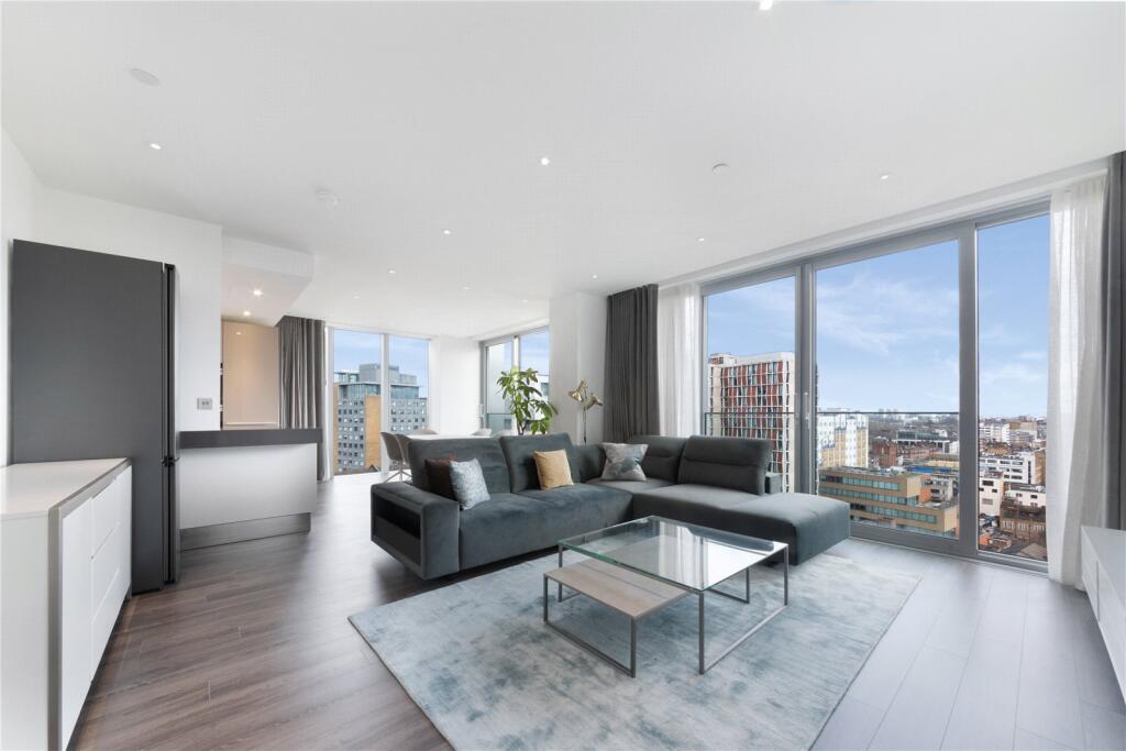 Main image of property: Chaucer Gardens, London, E1