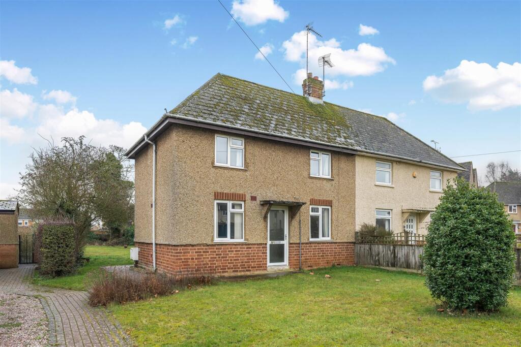 Main image of property: The Avenue, Middleton Cheney, Banbury