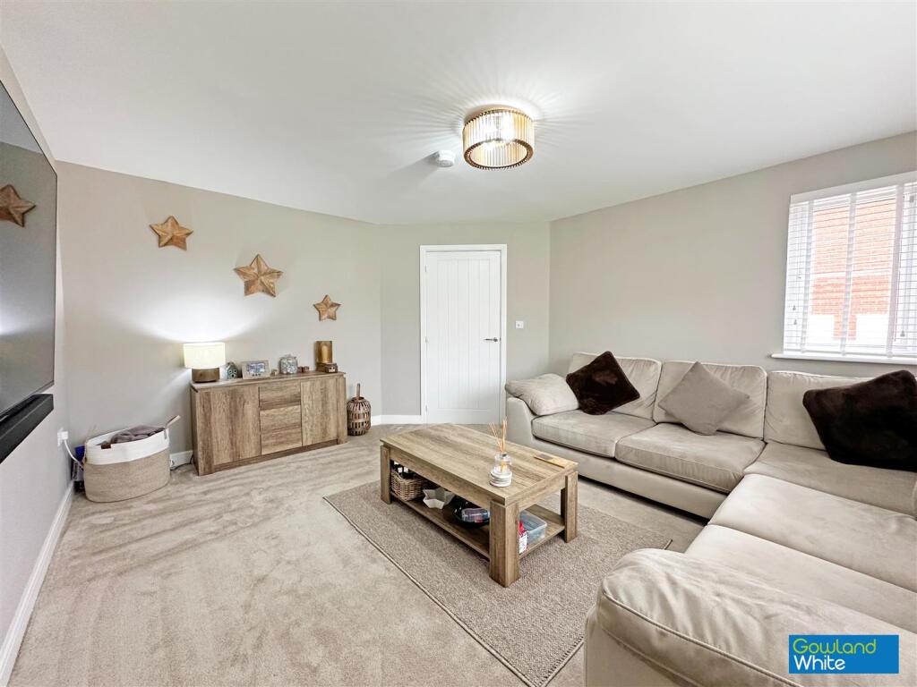 House in Stockton-on-Tees - View 3