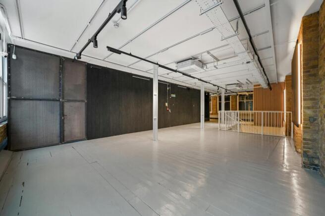 MD-BC-133ShoreditchHighStreet-16.JPG