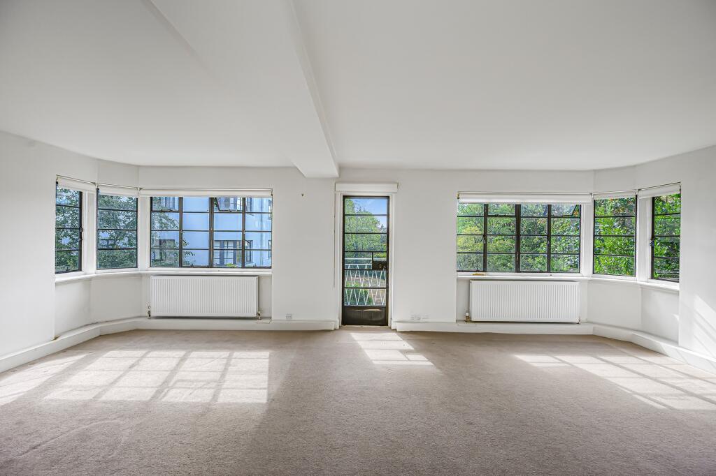 Apartment in London - More