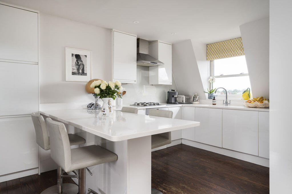House in London - View 5