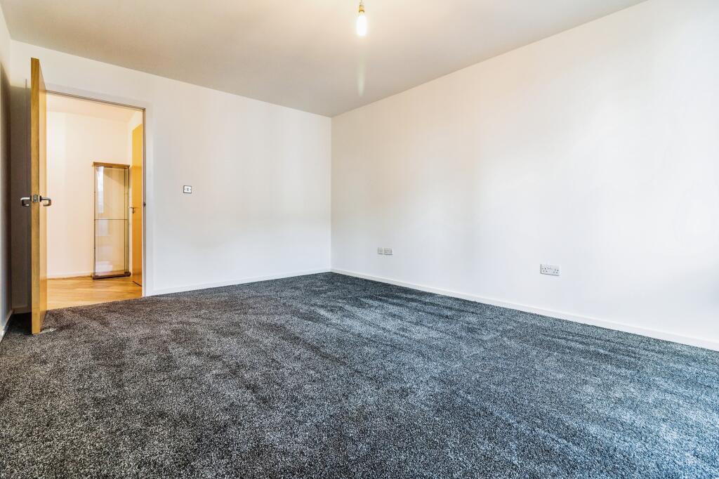 Apartment in Manchester - More