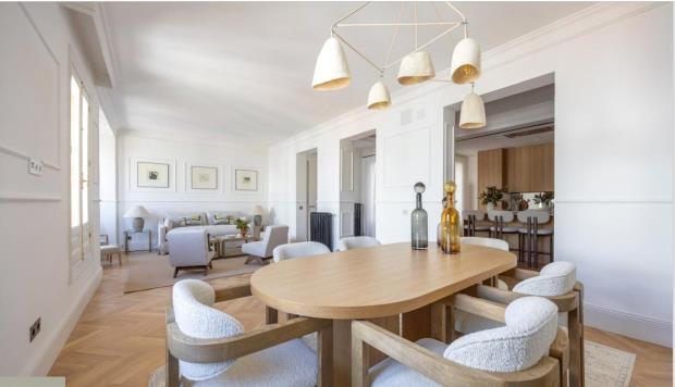 Main image of property: Family Flat To Sale Close To Retiro, Goya, Madrid