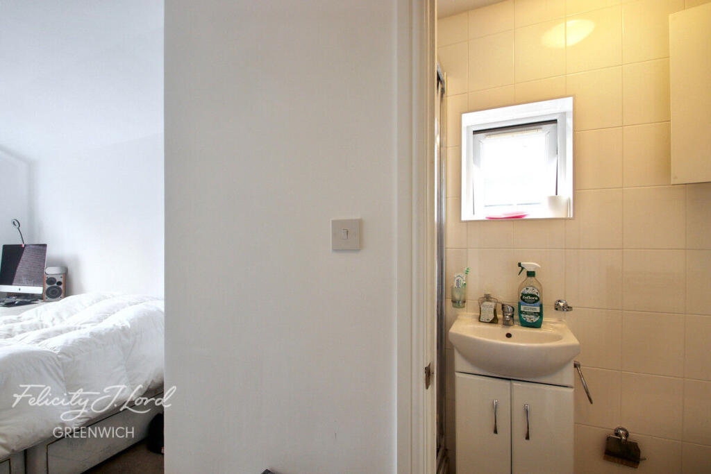 Main image of property: Alloa Road, London