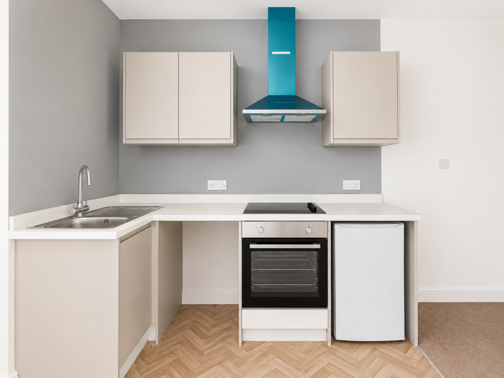 Apartment in Preston - View 3