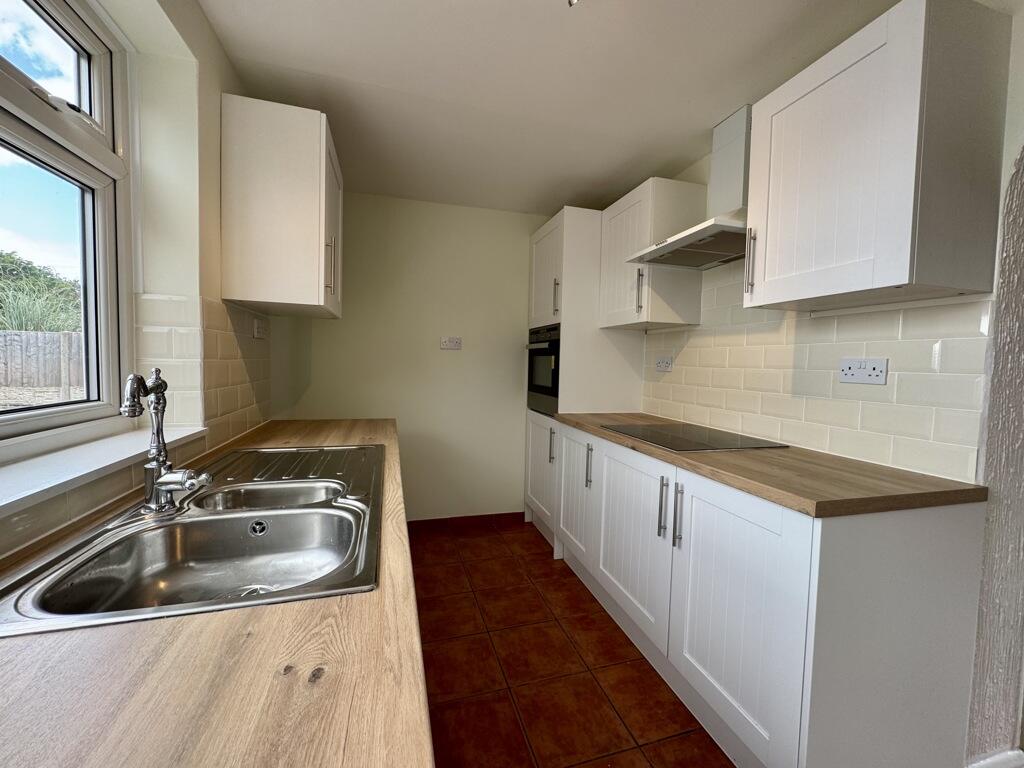 Coronation Cottage, Low Street, South Ferriby, Barton-Upon-Humber, Lincolnshire, DN18 photo 4