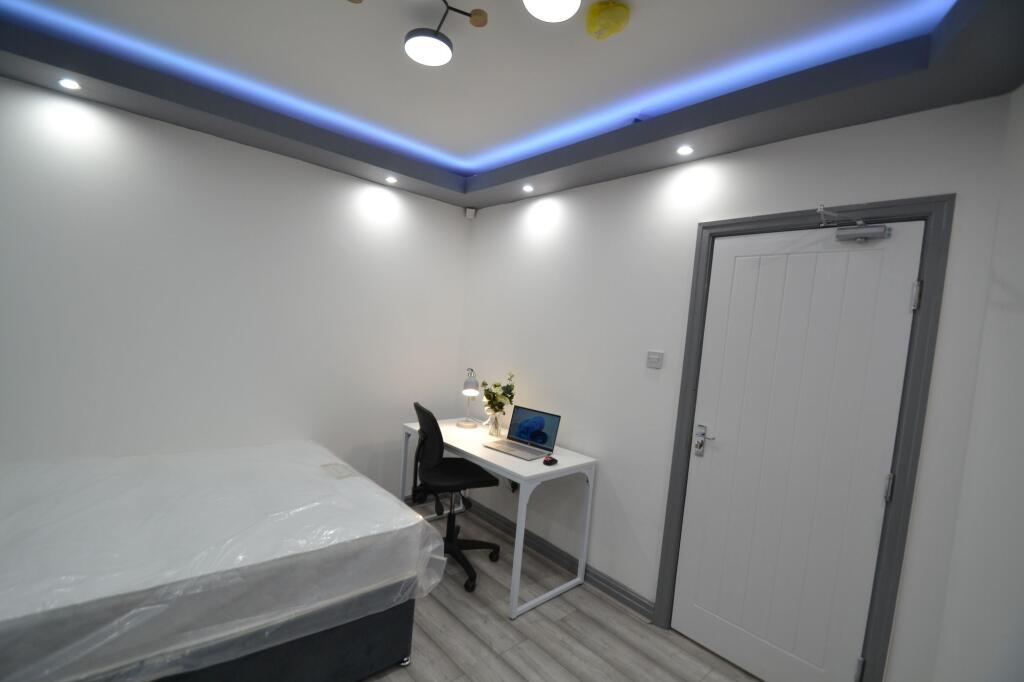 1 bedroom house share for rent