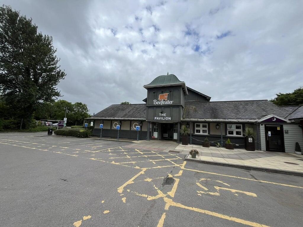Main image of property: The Pavilion Beefeater, Hutton Moor Road, Weston-super-Mare, BS22 8LY