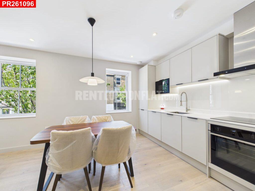 Main image of property: Hackney Downs – 1 Bedroom Flat